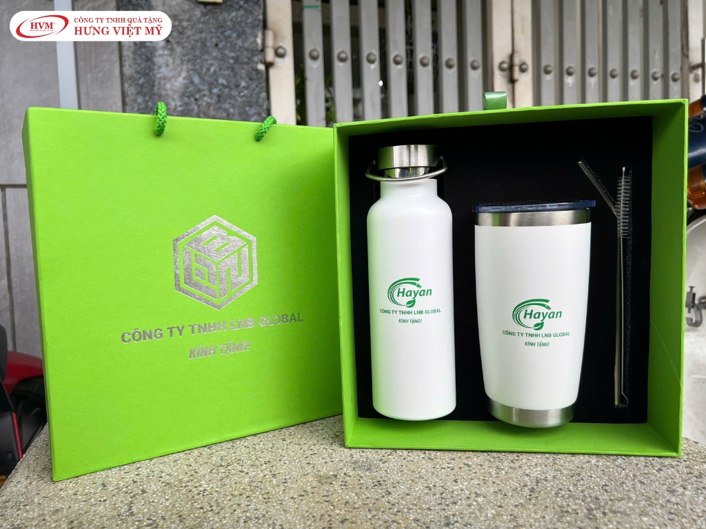 Bộ quà tặng doanh nghiệp bình giữ nhiệt in logo thương hiệu công ty đẹp