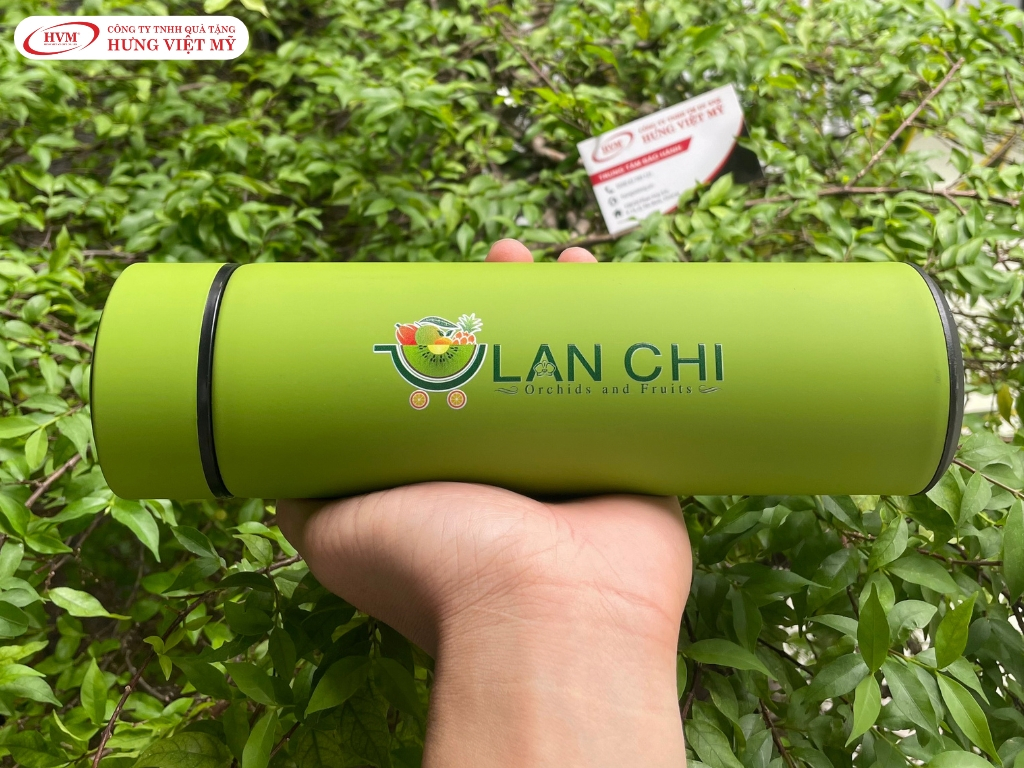 Chọn quà tặng bình giữ nhiệt theo từng nhóm người nhận trong doanh nghiệp